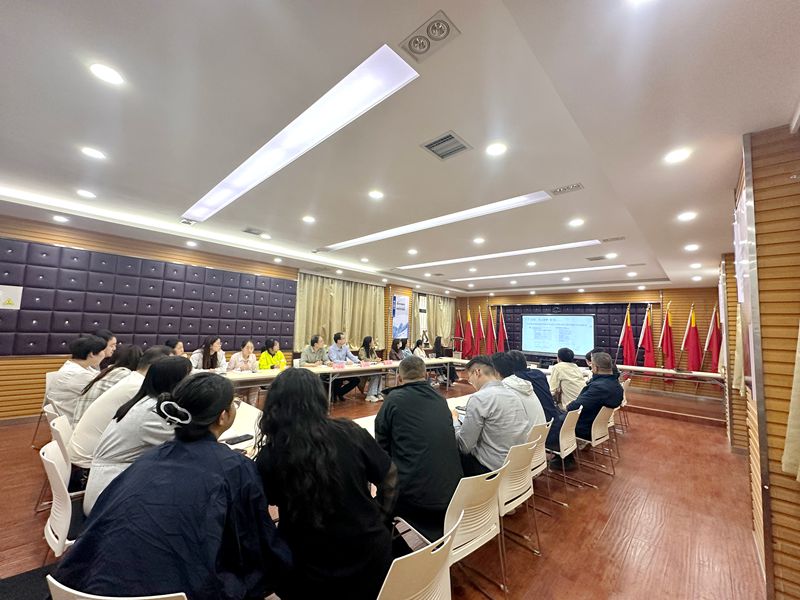 陜西地礦區(qū)研院召開(kāi)AI應(yīng)用案例分享會(huì)