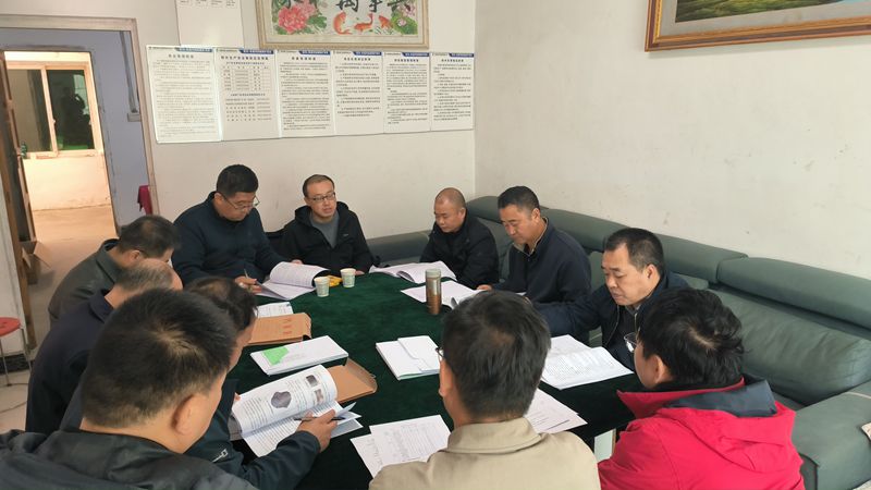 我公司承擔(dān)的紫陽縣安溝-朱溪河鈦磁鐵礦勘探項(xiàng)目順利通過野外驗(yàn)收